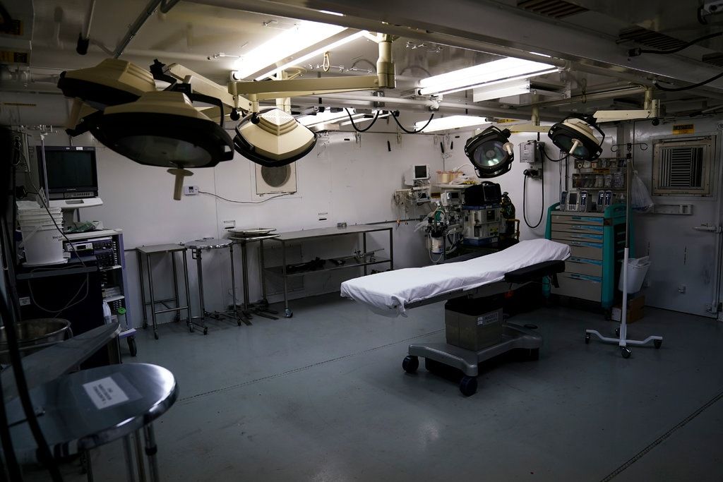 The medical clinic at Guantanamo Bay’s detention center. Health care on the base is limited for detainees and service members. Image by Doug Mills / The New York Times. United States, undated. 
