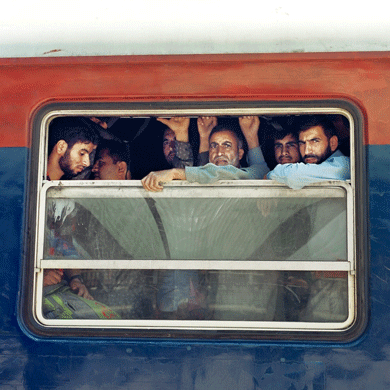 A local train in Srinagar. Image by Sara Hylton. Kashmir, 2017.
