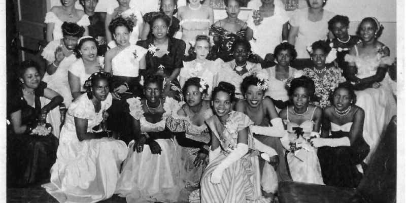 “Les Femmes Club”, was a local African American women’s organization.  This image is included in the Hoskins archive and dated 1945. Many of these women would become founding members of sorority chapters, populate various service organizations and be featured in the Legacy Is Yours project. United States, 1945.