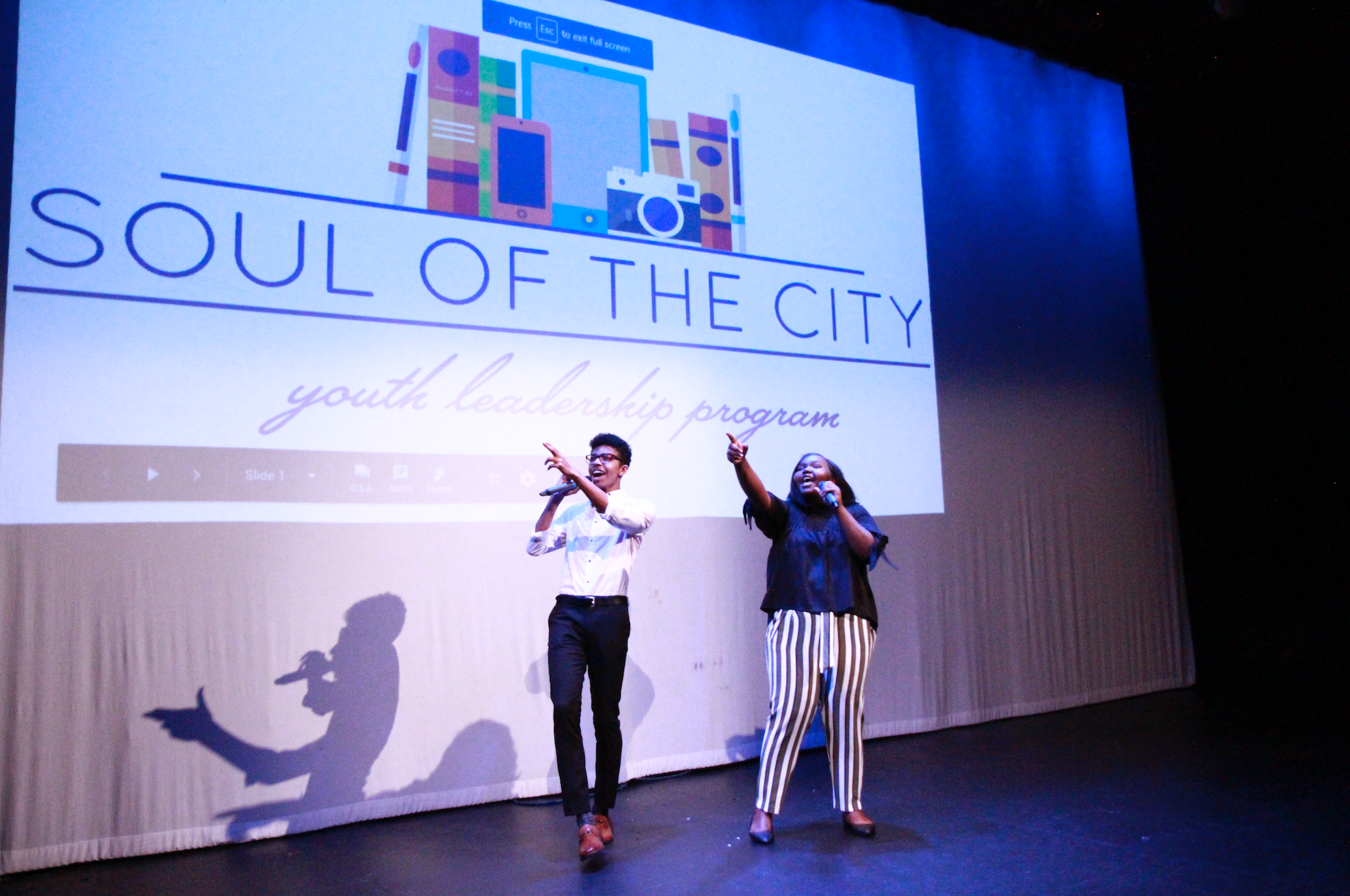 Student journalists lead the final presentations of the Soul of the City program. Image by Kate Karstens. United States, 2018.