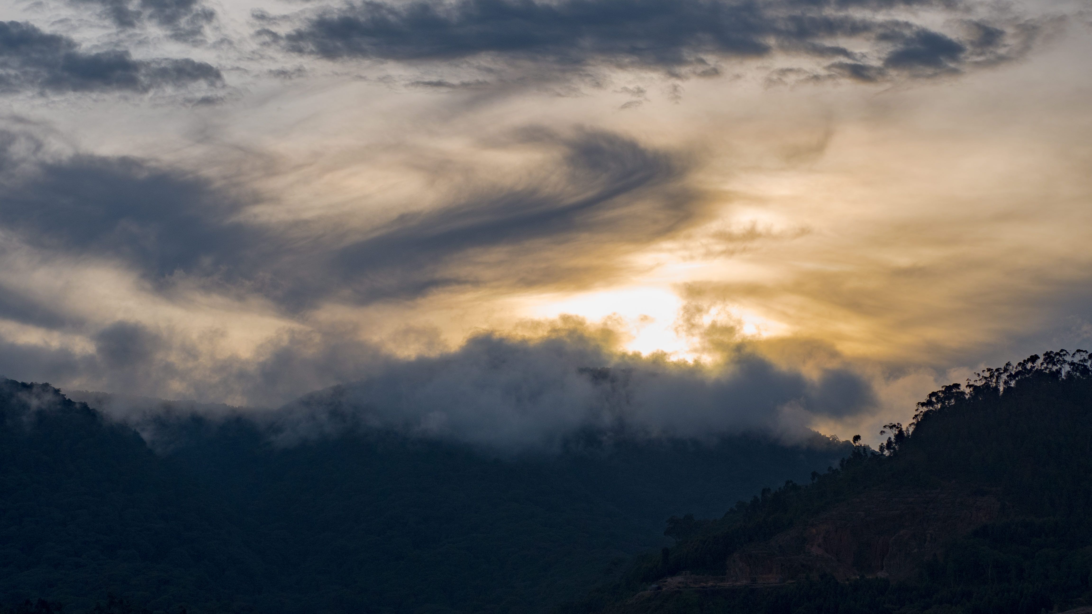 View on the border between Rwanda and Burundi. Image by showstoppa/Shutterstock. Rwanda, undated.