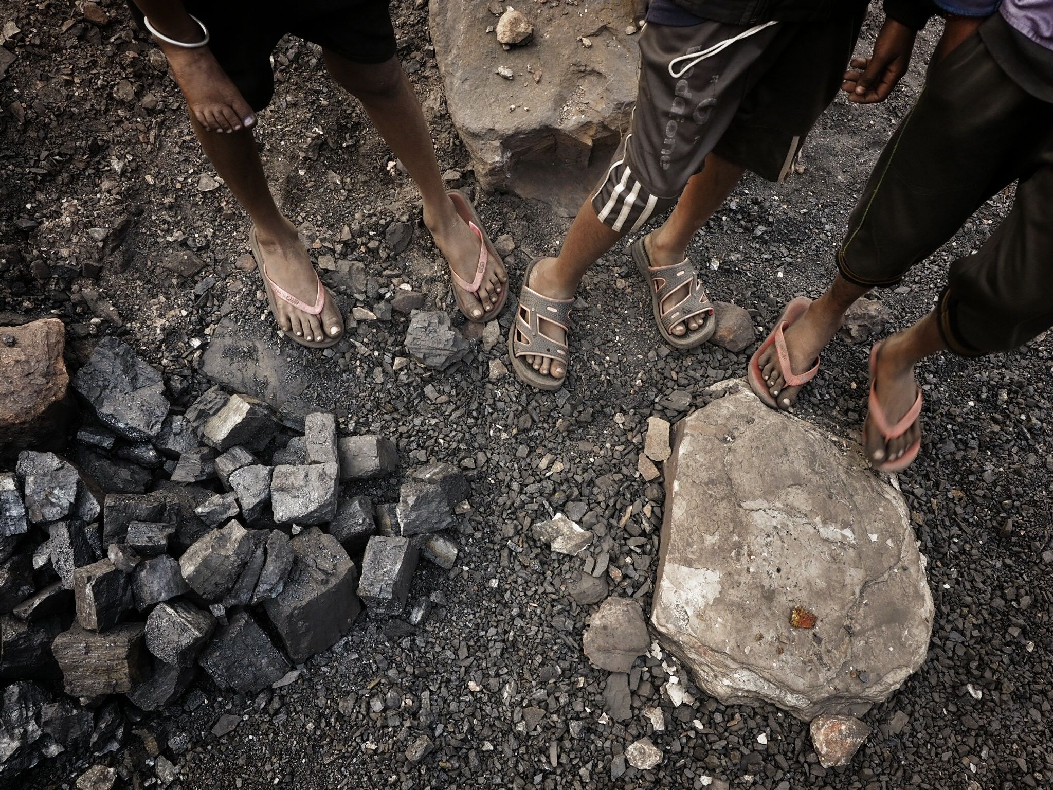 Coal scavengers at Ganshadih work largely unprotected.