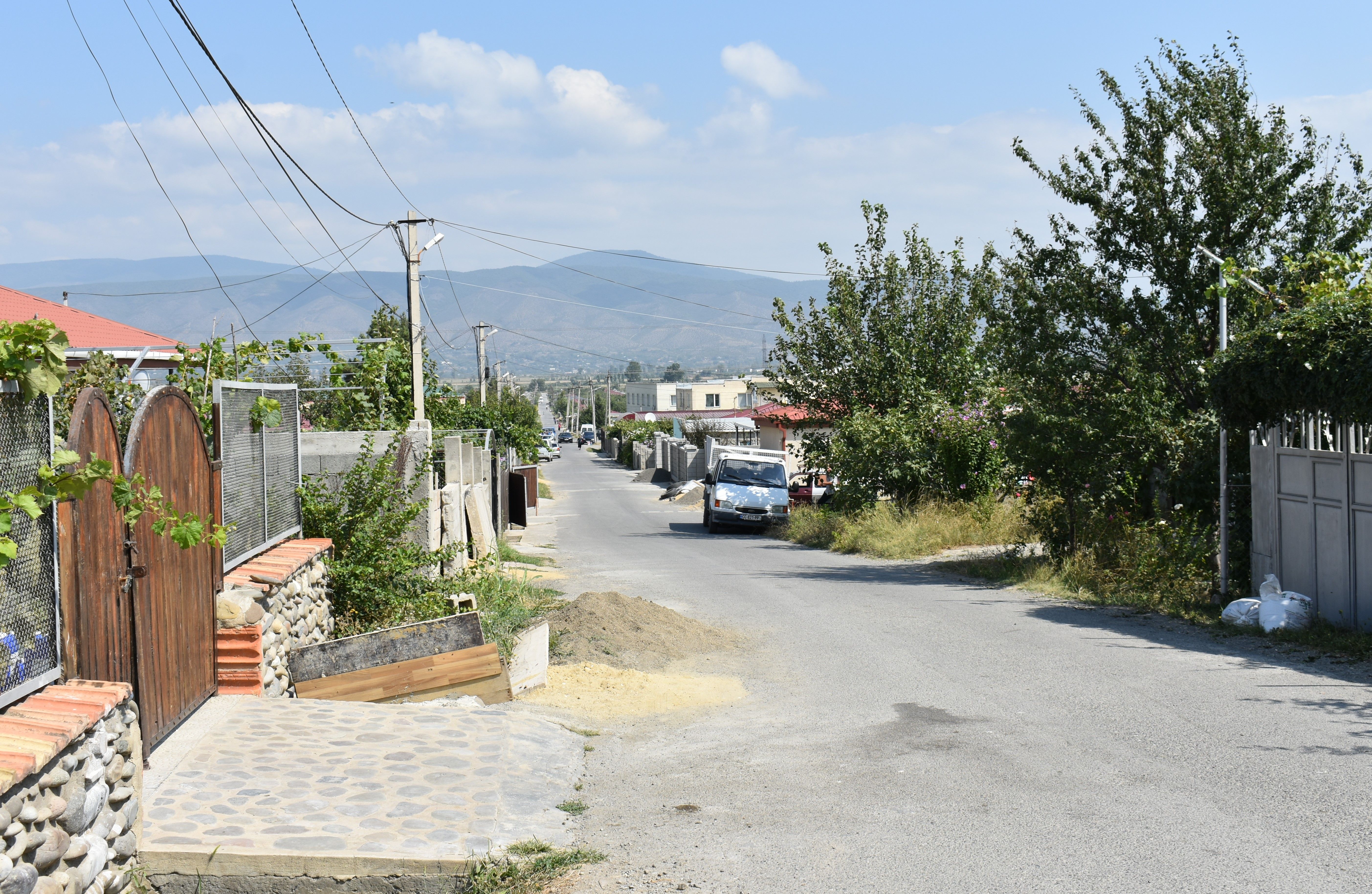 Homes in Tserovani, a government-built settlement for people displaced from South Ossetia. Image by Kaitlyn Johnson. Georgia, 2019.
