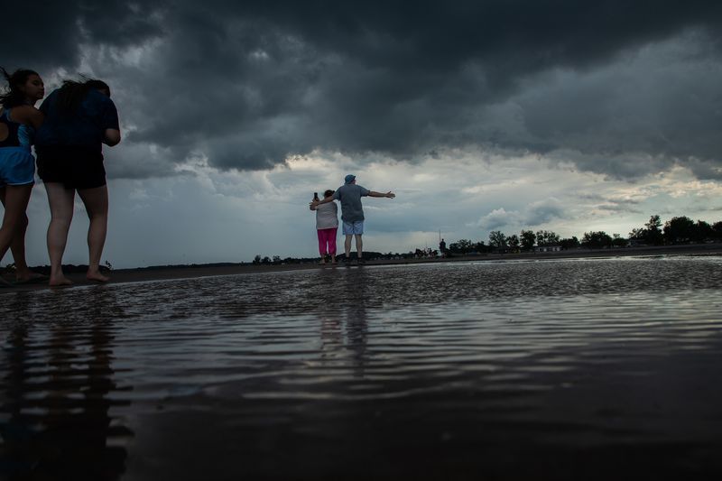 A storm arrives at the Sodus Point Beach Park on Lake Ontario in Sodus Point, New York, on July 29, 2020. Image by Zbigniew Bzdak/Chicago Tribune. United States, 2020.