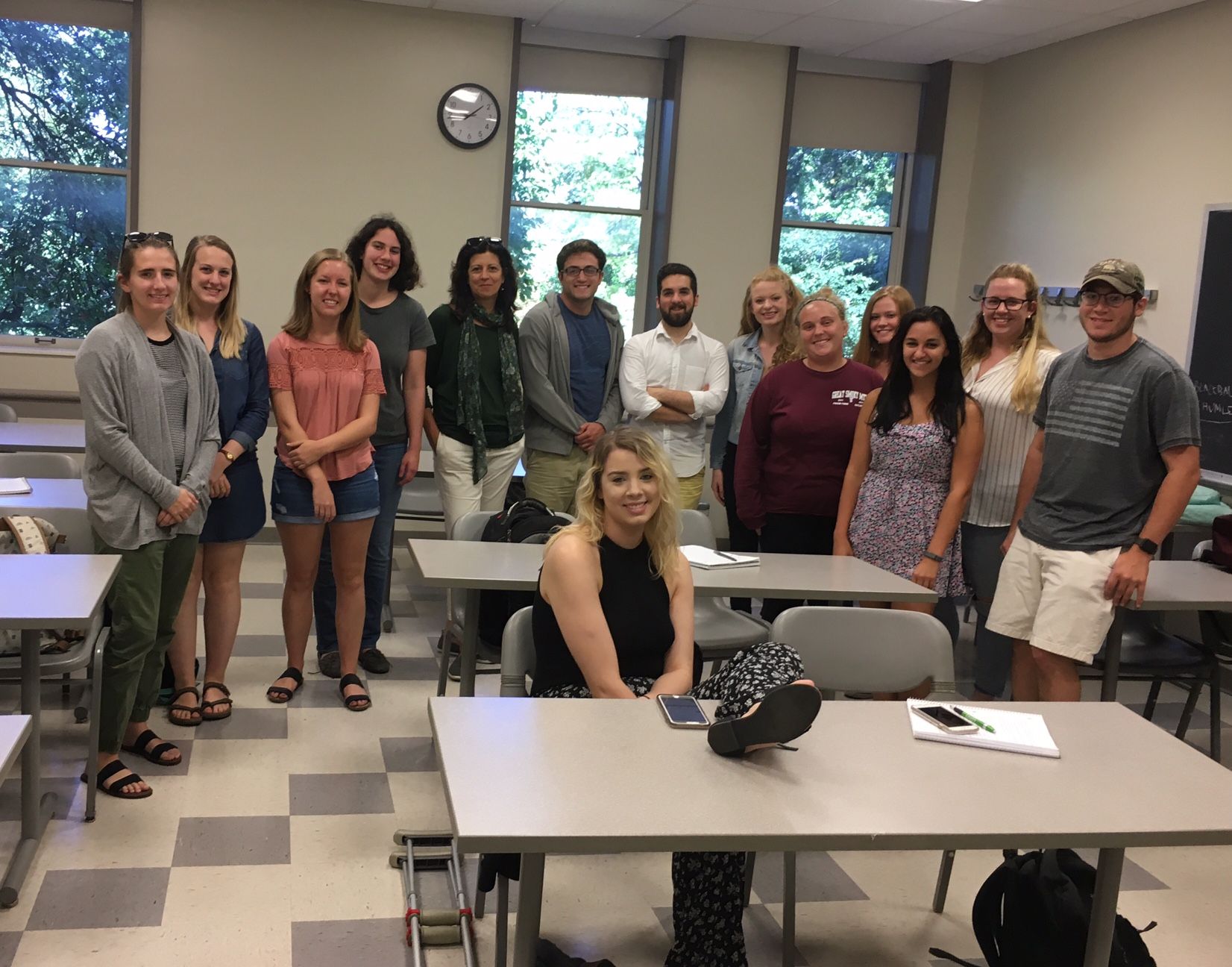 Professor Katherine Reed and students in the "Covering Traumatic Events" class at the University of Missouri School of Journalism in Columbia. Image by Kem Knapp Sawyer. United States, 2017.