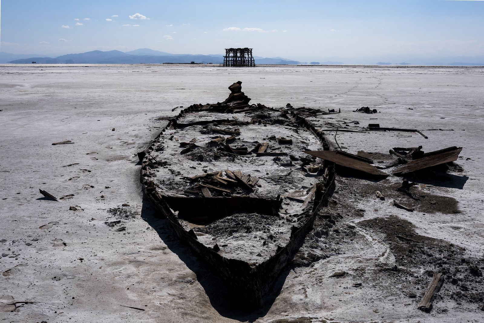 What's left of a boat at Sharafkhaneh Port at the northern end of the lake. Image by Ako Salemi. Iran, 2016. 