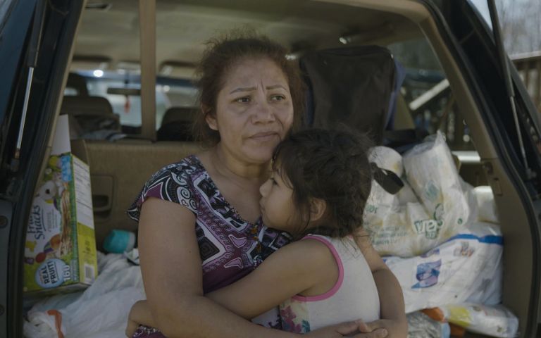 Portrait of Norma, an undocumented immigrant from Honduras, and Antonela, one of her five children. Image courtesy of Emily Kassie and Ben C. Solomon. United States, 2020.