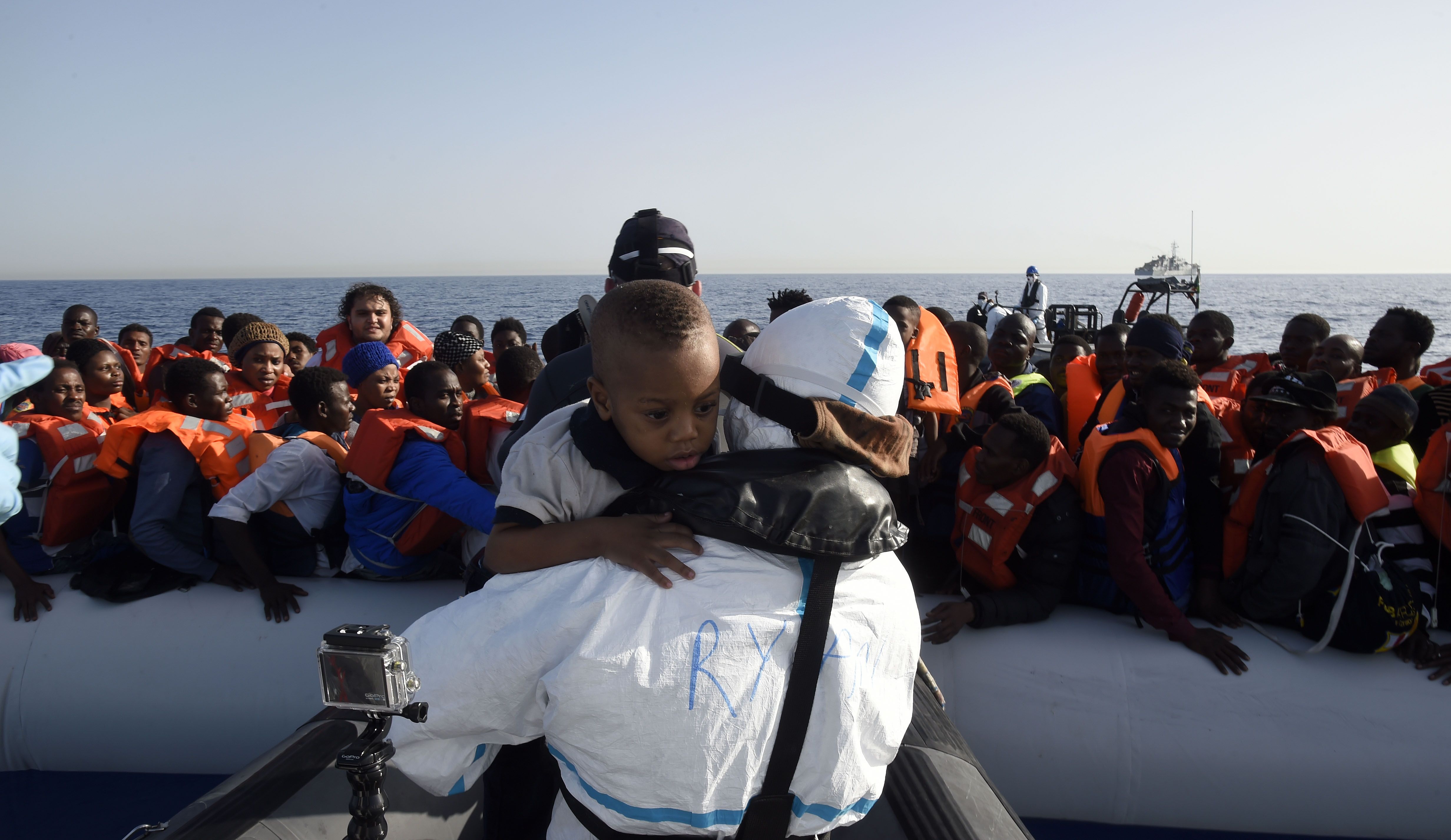 LÉ Róisín rescues 371 migrants in three separate search and rescue operations 37 nautical miles NW of Tripoli. Image courtesy of the Irish Defence Forces. Greece, 2016.