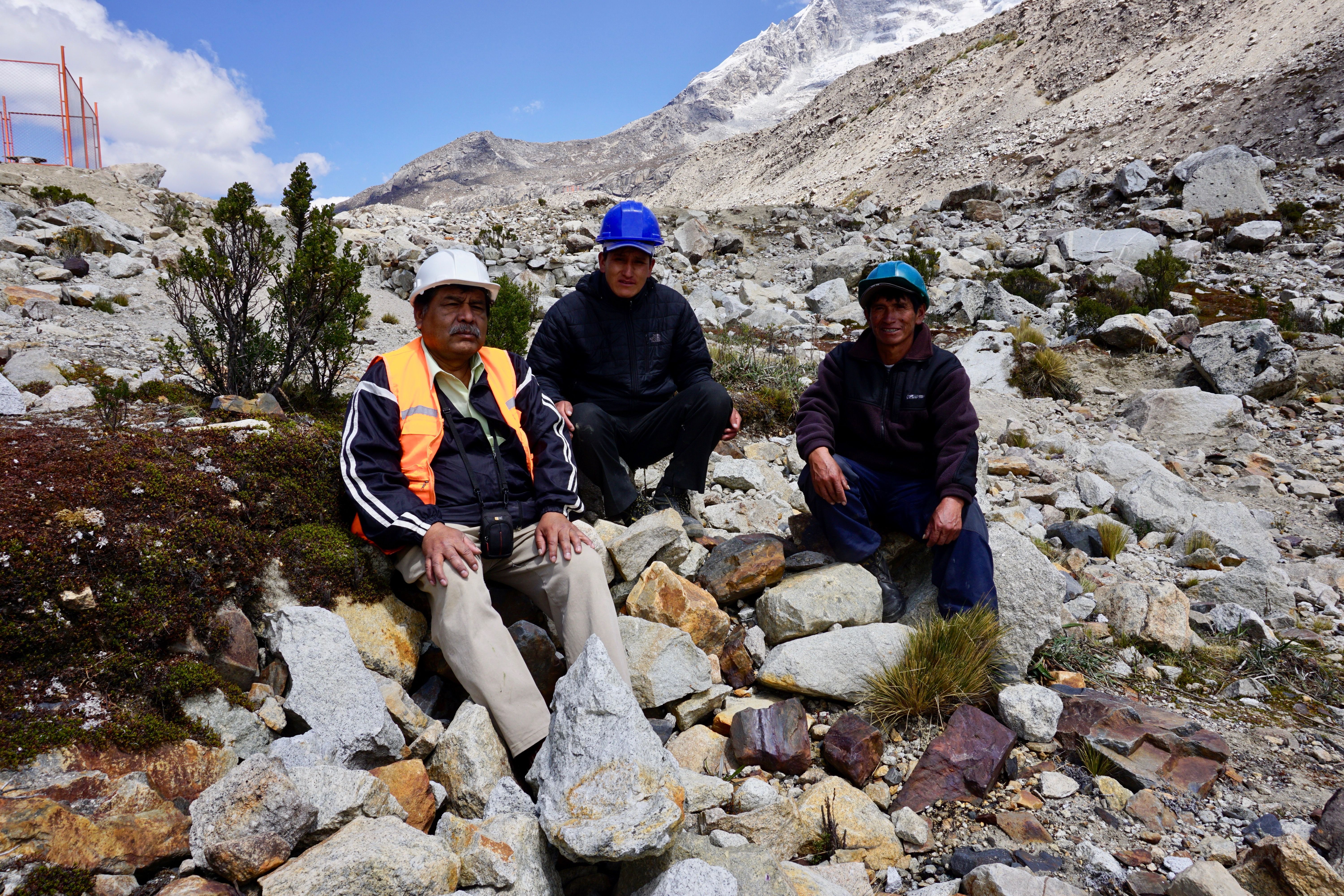 Engineer Beltrán (left), Guardian Marco Reyes (center), and Guardian Víctor Morales (right). Image by Audrey Fromson. Peru, 2019.