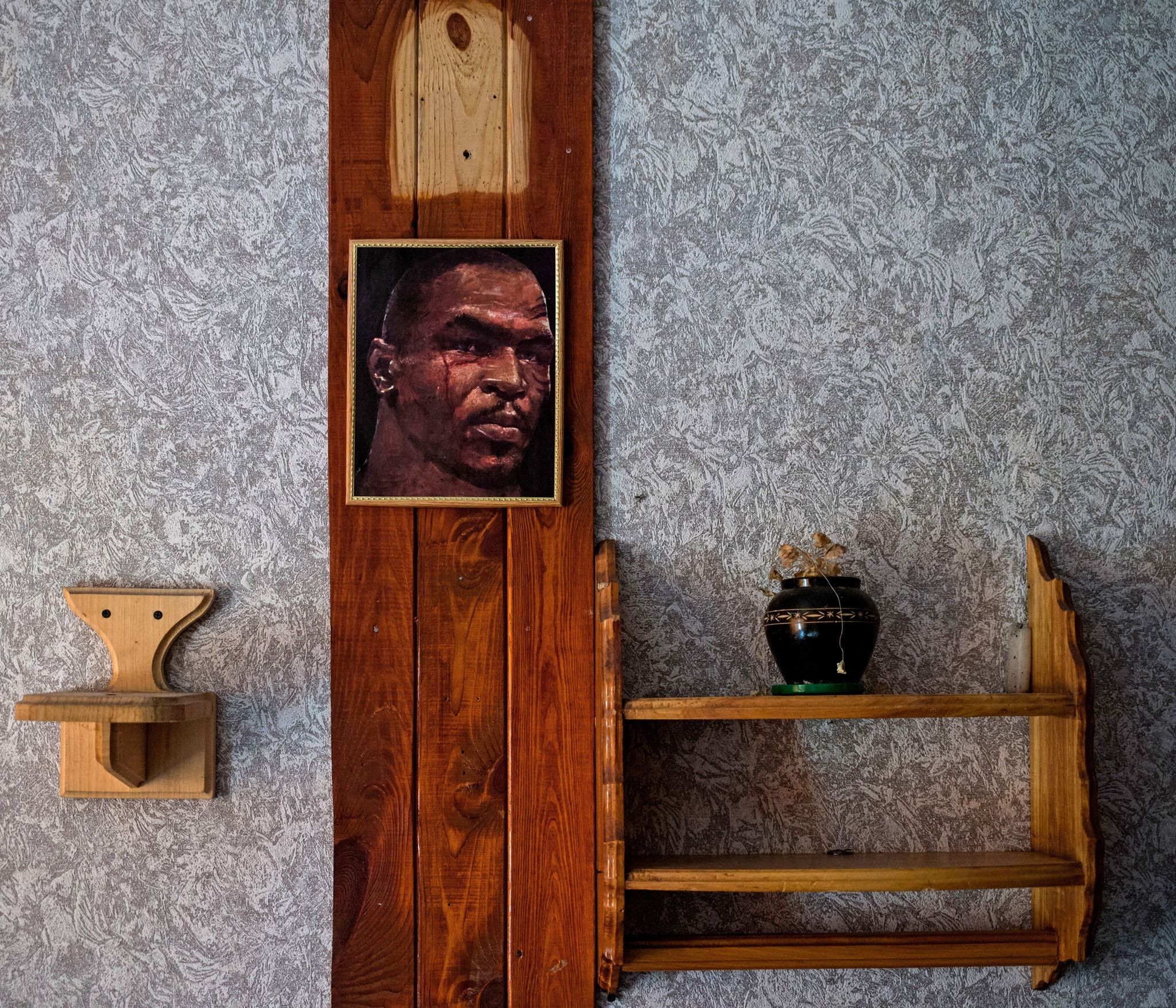 Portrait of Mike Tyson at a men’s prison in Chernigov. Image by Misha Friedman. Ukraine, undated.
