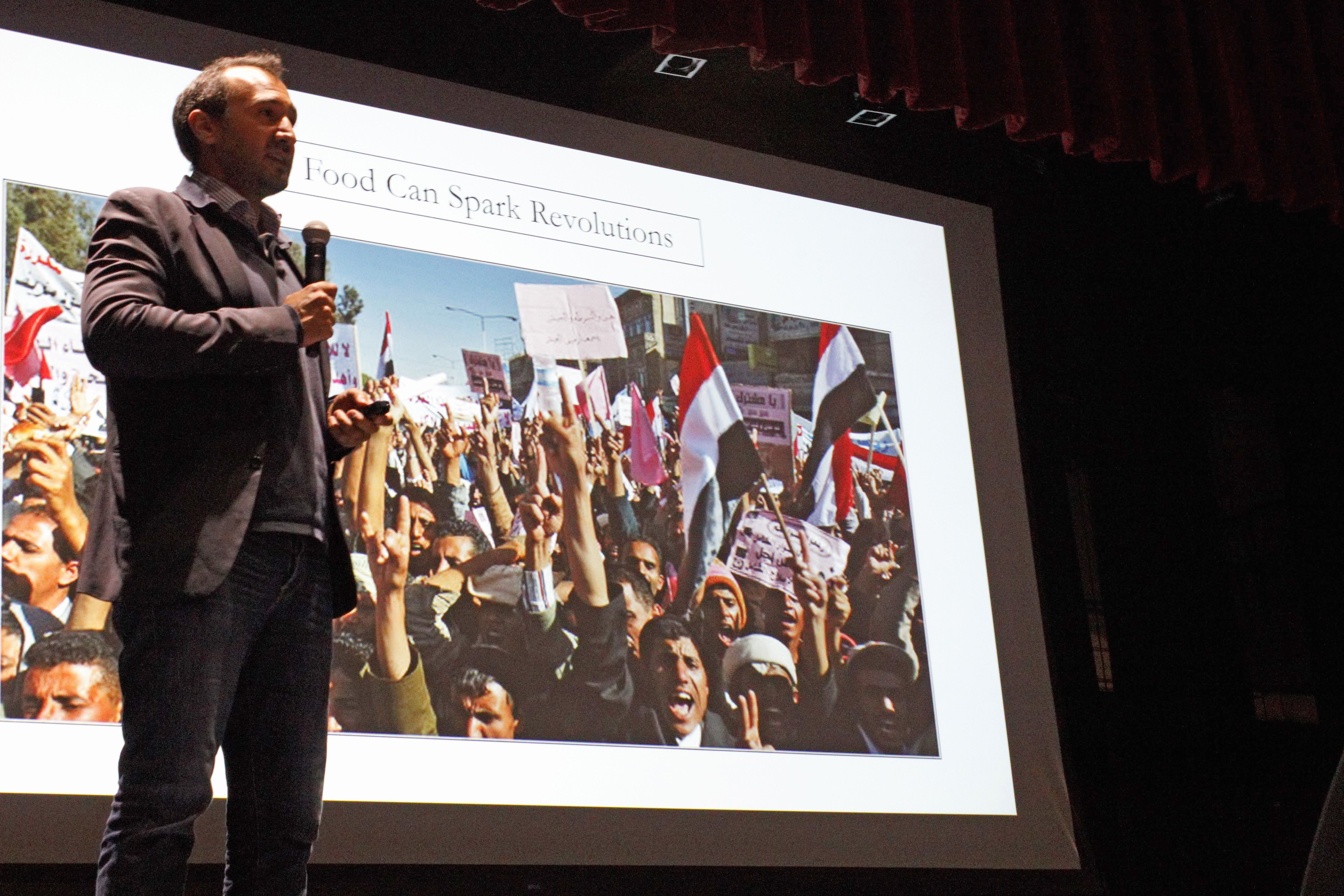 Following a screening of his film, Karim Chrobog presents his reporting project on food waste to students at Truman College. Image by Lauren Shepherd. U.S., 2016.