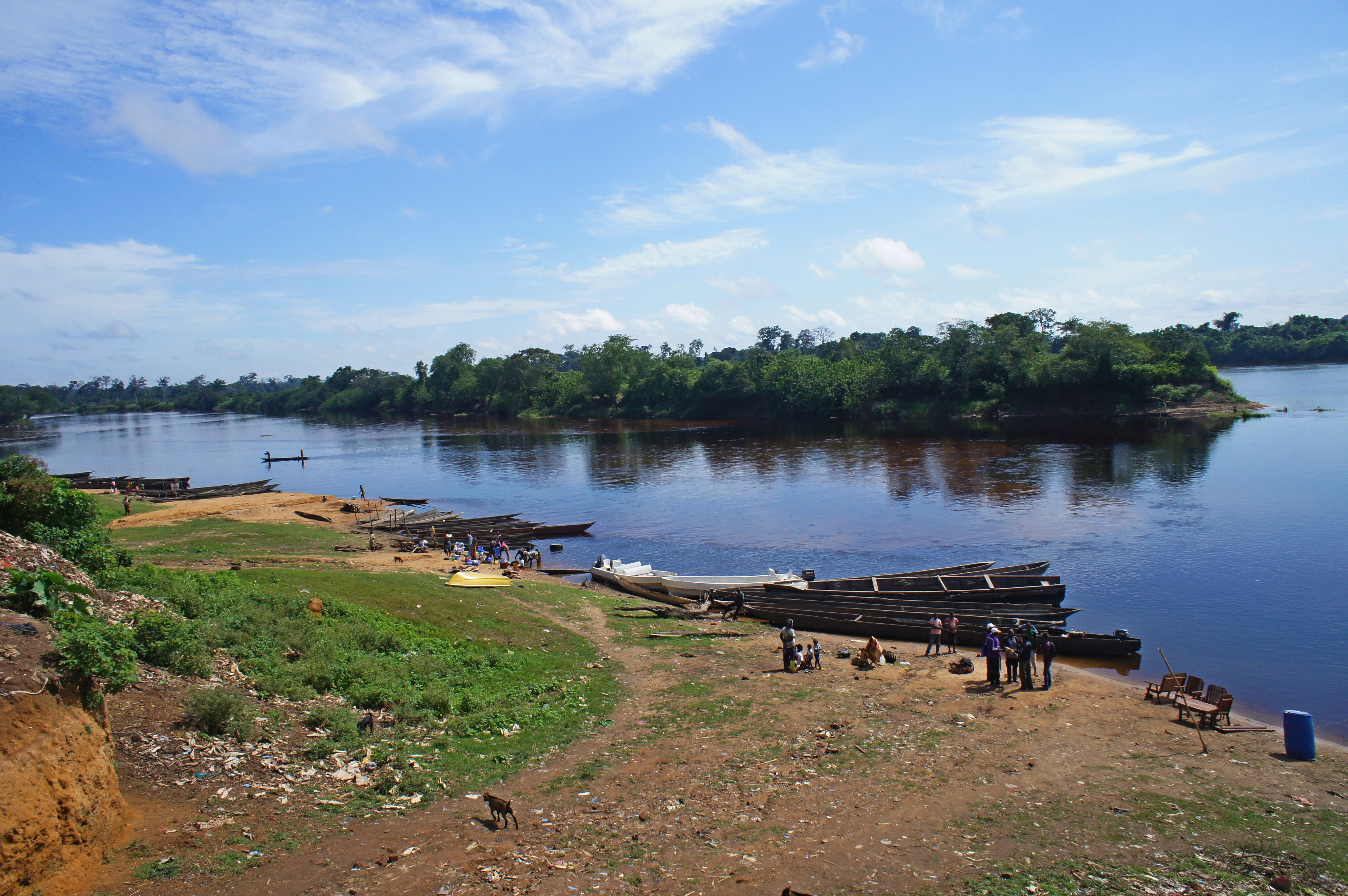 The Congo river in Dongou, Likouala district. Image by Alexandra Tyukavina/Shutterstock. Republic of the Congo (Congo Brazzaville), 2014.