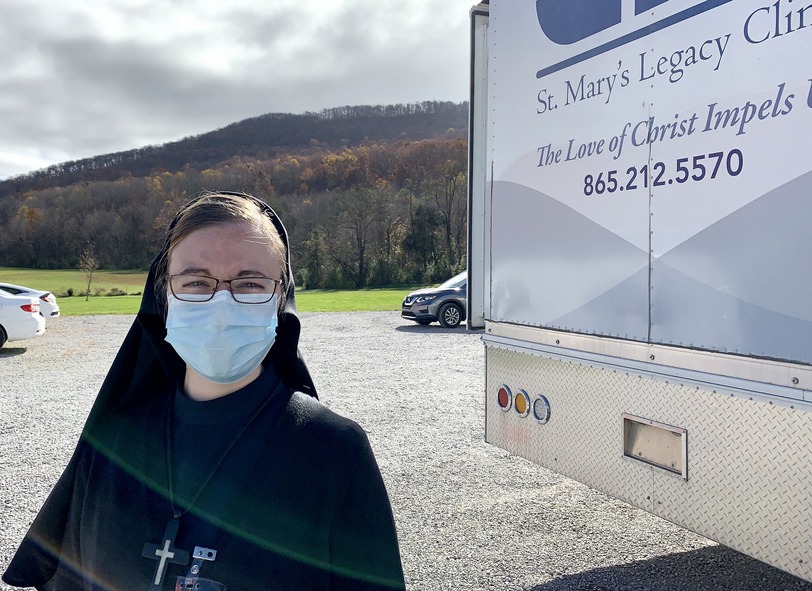 Sister Mary Lisa Renfer, director of the St. Mary's Legacy Clinic, at Crab Orchard Christian Church in rural East Tennessee. Image by Bob Smietana/Religion News Service. United States, 2020.