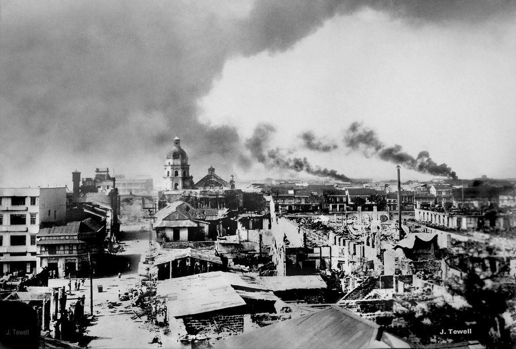 Manila burning in February, 1945, during the World War II Battle of Manila. Image courtesy of J. Tewell / Creative Commons. Philippines, 1945.