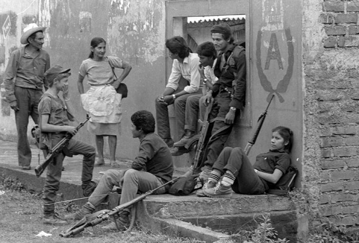 ERP combatants in Perquín. Image by Linda Hess Miller. El Salvador, 1990.