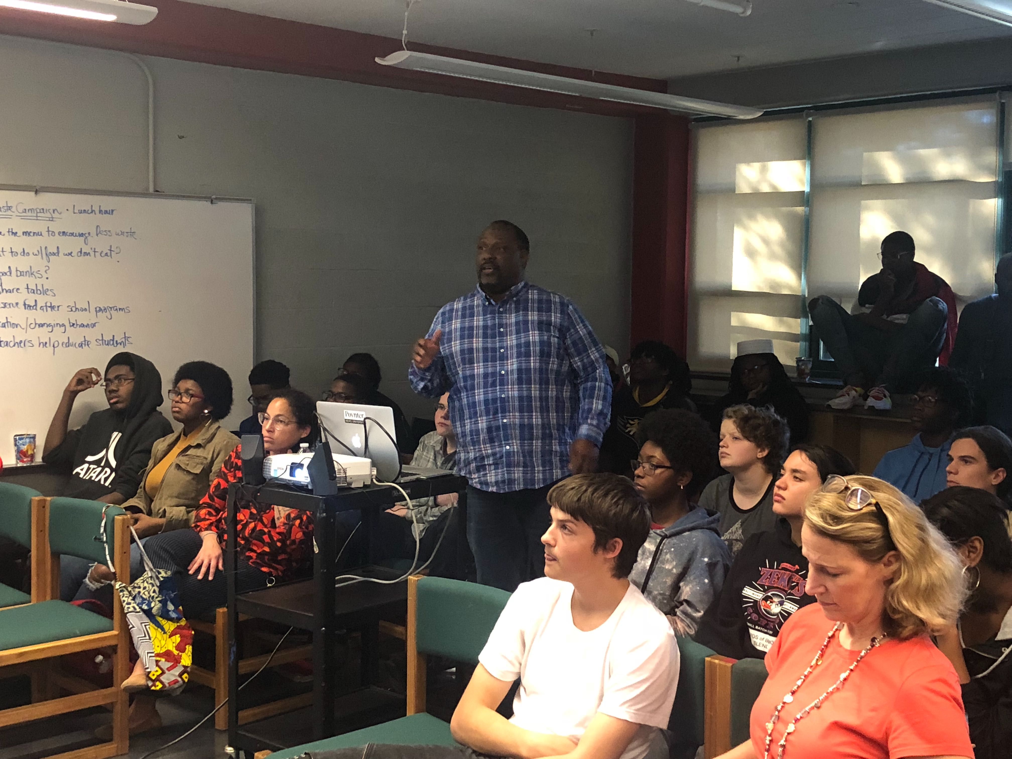Journalist Kevin Richardson from the Baltimore Sun presents to students at Bard Early College High School in Baltimore. Image by Hannah Berk. United States, 2019.