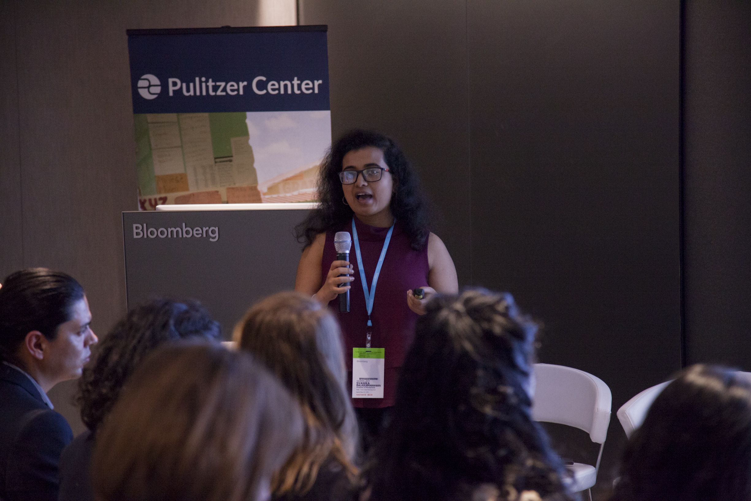 Svanika Balasubramanian (University of Pennsylvania) presents her global reporting project at 2018 Washington Weekend. Image by Jin Ding. United States, 2018.