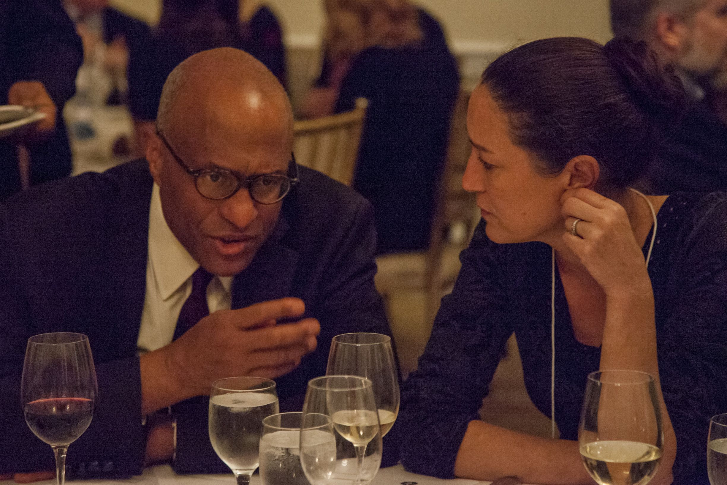 Joel Motley of the Board of Directors with Pulitzer Center Managing Director Nathalie Applewhite. Image by Jin Ding. United States, 2018.