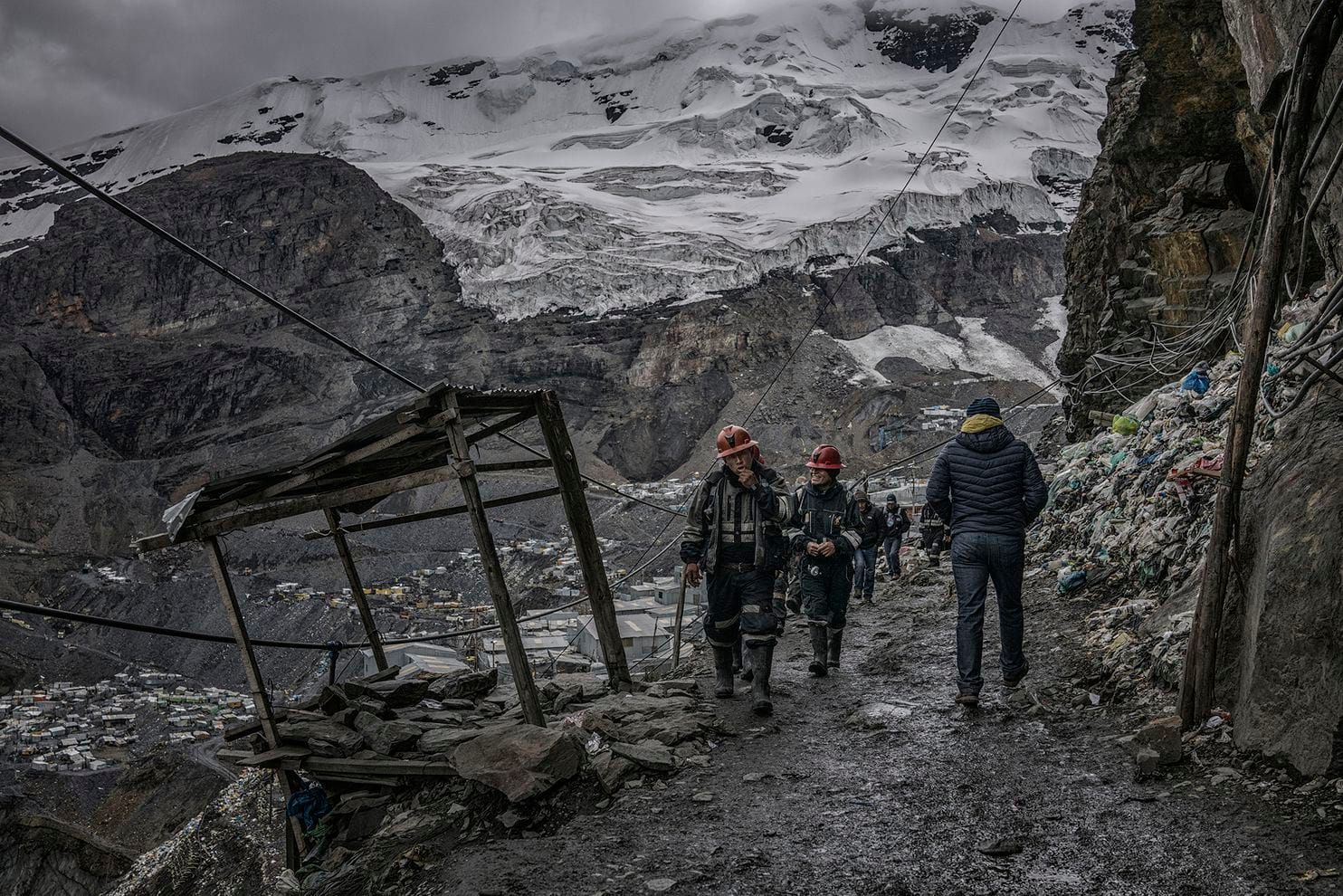 Workers return from the mines at lunch time. Peru, 2019. Image by James Whitlow Delano.