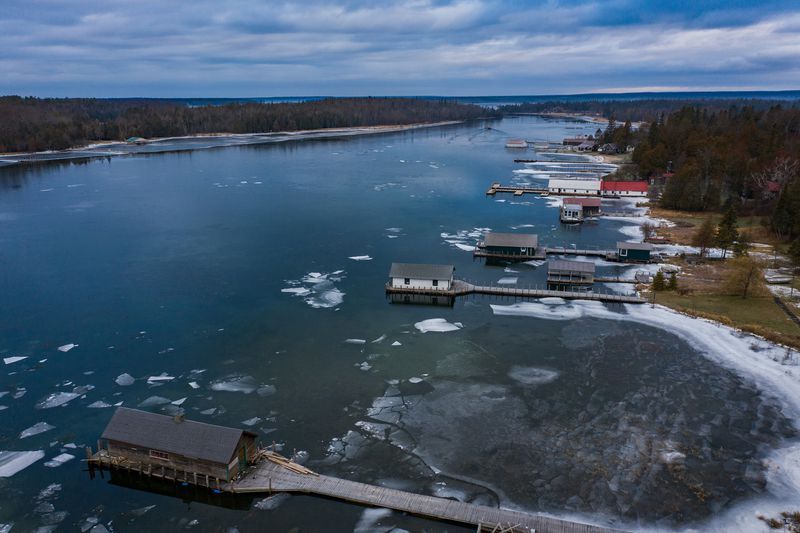 An aerial view of Snows Channel at Les Cheneaux Islands in the Upper Peninsula of Michigan on Nov. 20, 2019. Image by Zbigniew Bzdak / Chicago Tribune. United States, 2020.