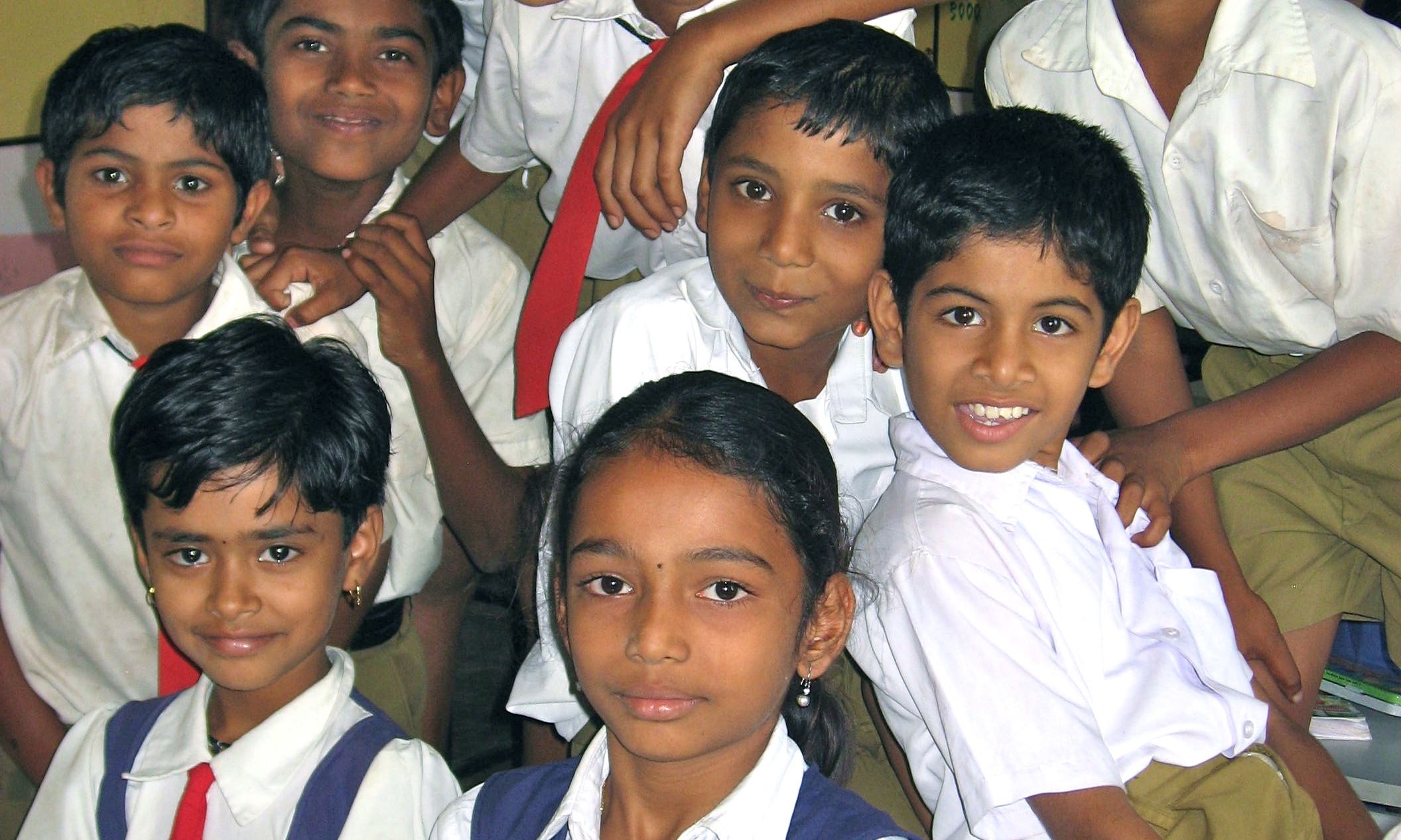 Schoolchildren in Ralegan Siddhi. Image by Kem Knapp Sawyer. India, 2011.