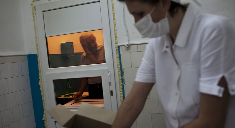 According to a small NGO that works in Balti, a town 140 km north of the country’s capital, there are currently over 50 patients in the town that have a form of TB that does not respond to any medication, meaning the patients have no treatment options. Image by David Rochkind, Moldova, 2010.