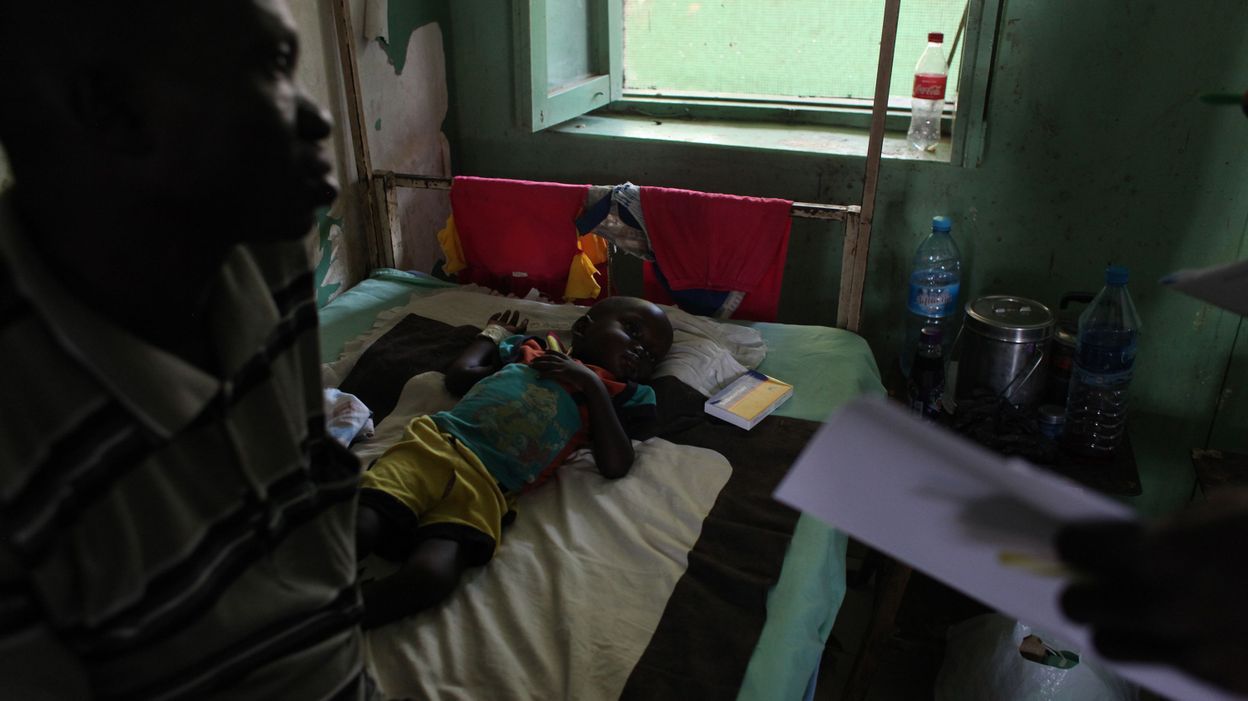 "Il arrive qu’on doive hospitaliser une fratrie entière pour malnutrition. Nous ne voyions pas ça avant" Image by Andreea Campeanu. South Sudan, 2018.