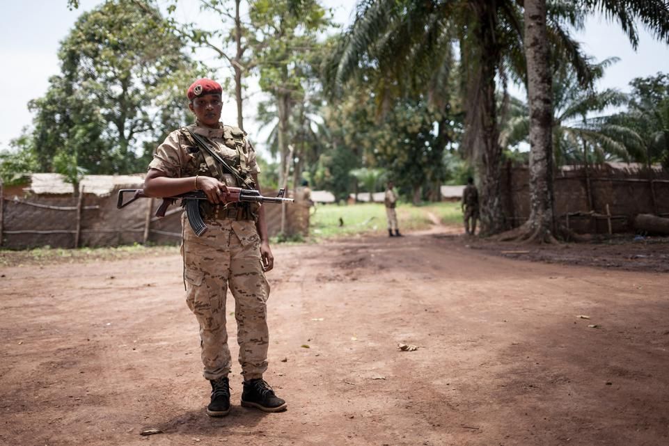 Lieutenant Amina Hayatou, 28, originally from Boali, near the capital of Central Africa, Bangui. “In 2013, anti-Balakas killed my husband and two children. That’s when I decided to sign up. I’m fighting for freedom of movement. Even if the war is over, I will continue to carry arms.” Cassandra Vinograd. Central African Republic, 2017.