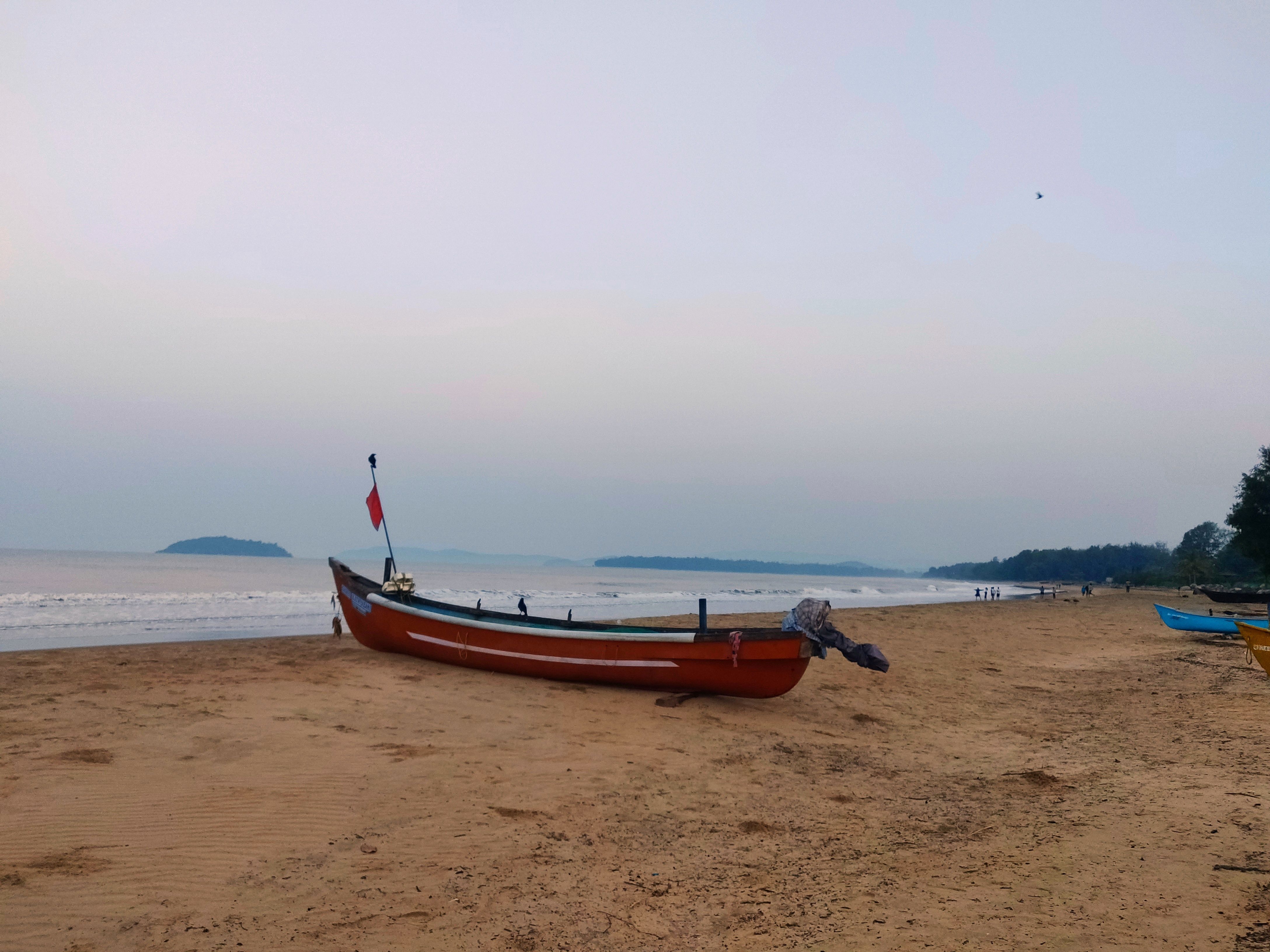 Fishing activities in Karwar face the dual threat of climate change and infrastructure projects. Image by Disha Shetty / IndiaSpend. India, 2020.