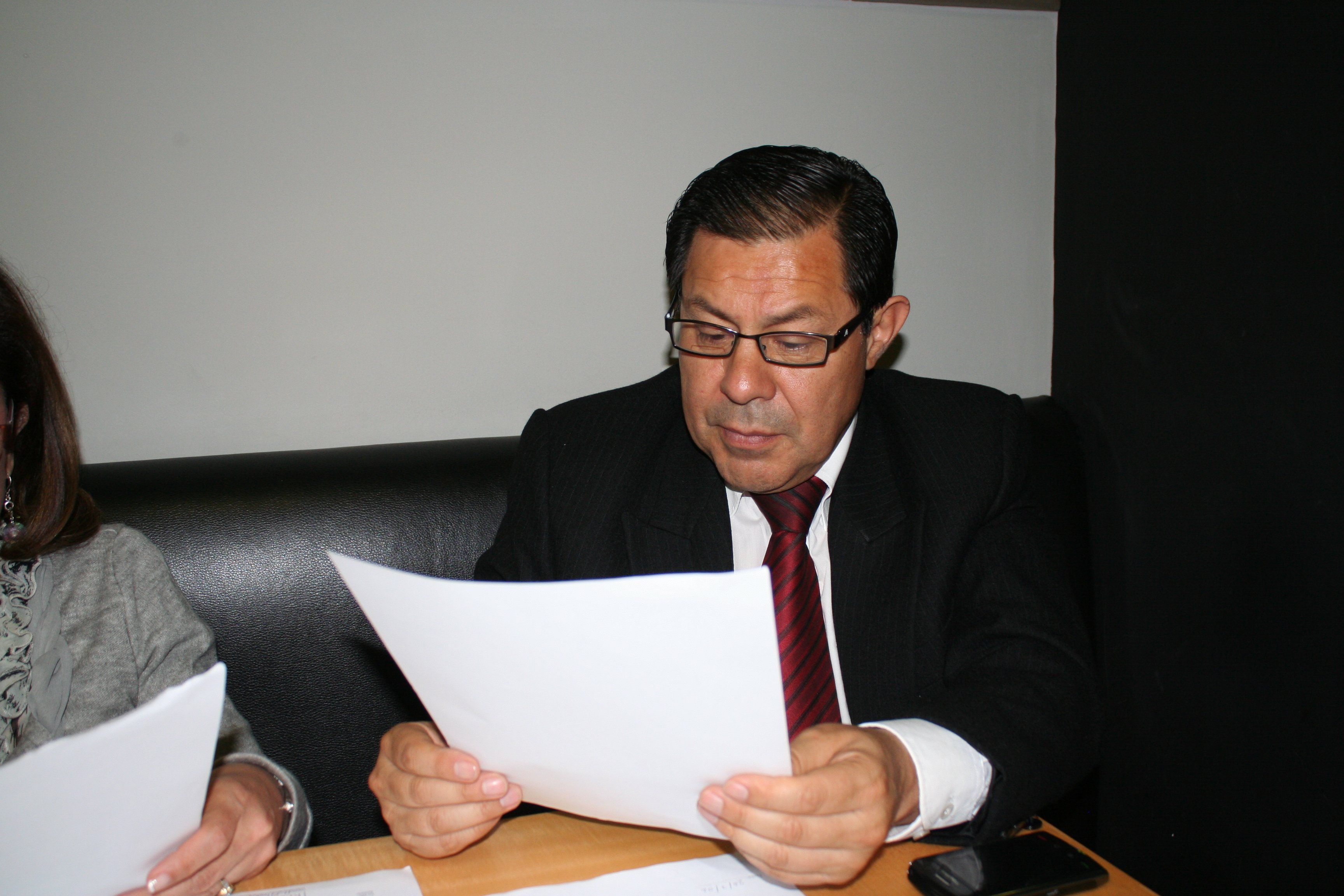 Dr. Herbert Cuba, president of the Peruvian Medical Association. Image by Kelly Hearn. Peru, 2011.
