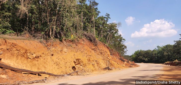 The road-widening work on NH-4A in Karnataka has caused damage to the land pattern on parts of the stretch. Unchecked development may exacerbate the threat of landslides that are common in the Western Ghats in the monsoon season. Image by Disha Shetty. India, undated.