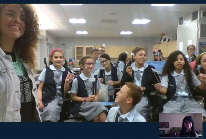 Middle school students in San Juan, Puerto Rico Skype with journalist Kara Andrade. The Pulitzer Center's partnership with Skype in the Classroom makes journalist visits simple to coordinate for educators around the world. Image courtesy of Kara Andrade. 2016.
