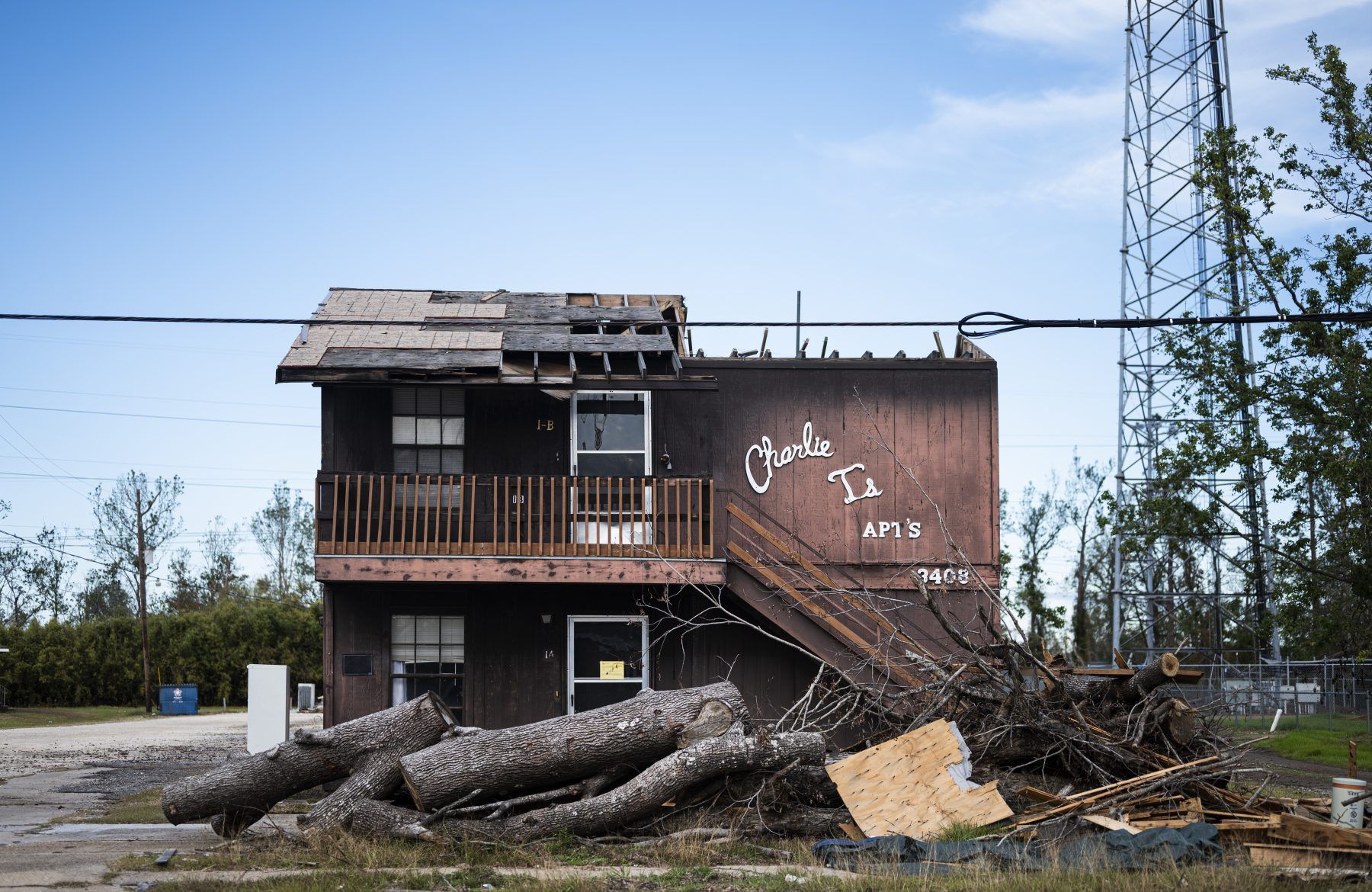 The destruction from back-to-back Hurricanes Laura and Delta remains vast in most neighborhoods of Lake Charles. Image by Katie Sikora. United States, 2020.
