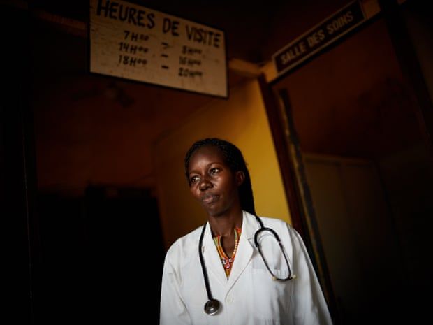 Dr Anaurite Nyaboleka at her health clinic in Mbandaka. She says she has no access to anti-venoms and is left providing symptomatic care. Image by Hugh Kinsella Cunningham. Congo, 2019.