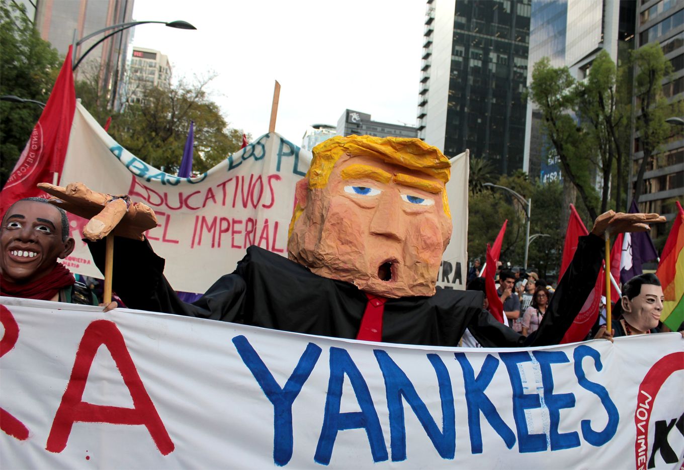 ¡Fuera, Trump! ¡Fuera, Yankees, de América Latina! Demonstration in Mexico City on January 20. Image by Adrián Martínez. Mexico, 2017.