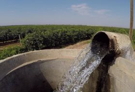 Image from Pulitzer Center project 'Pumped Dry: The Global Crisis of Vanishing Groundwater.' Image by Steve Elfers. United States, 2015.